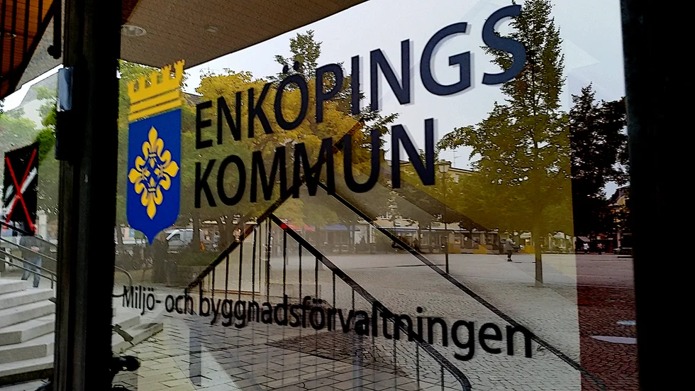 Omfattande utredning av etiketthantering har lett till stor faktura till Enköpingsföretag.