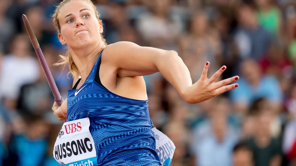 Diamond League drar i gång i augusti. Här vräker tyskan Christin Hussong i väg spjutet i Zürich i höstas. Arkivbild.