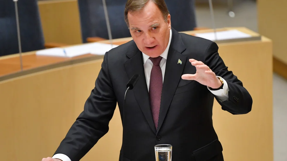 Sveriges statsminister, Stefan Löfven (S) och den svenska regeringern har agerat annorlunda än många andra politiska ledare under denna kris.