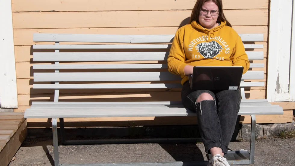 Anna-Greta Boström i Boden är en av alla
gymnasieungdomar som pluggar hemifrån på distans just nu.