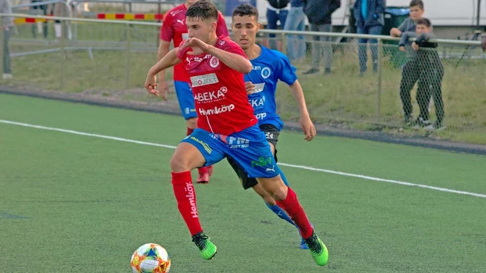 Alexander Alp gjorde Bissarnas tredje, fjärde och femte mål i mötet mot IFK Eskilstuna.