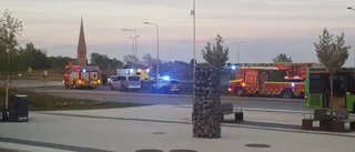 Moped och bil i krock – två skadade