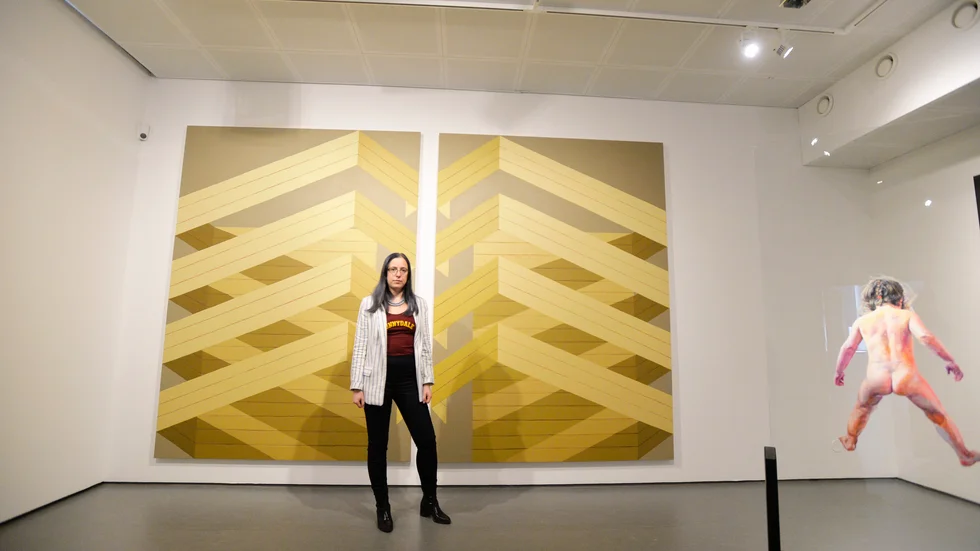 I utställingen "Nu" deltar åtta konstnärer som ägnar sig åt måleri. Madelaine Sillfors är curator på Museum Anna Nordlander. 