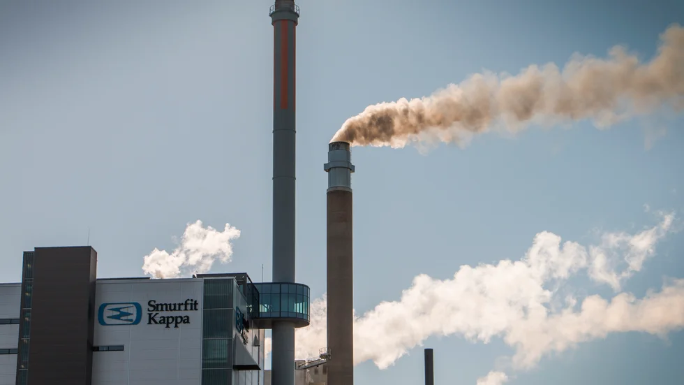 Smurfit Kappa i Piteå står redo att covid-vaccinera sin personal i samarbete med Regionen men i egen regi. Totalt är det runt 320 personer mellan 40 och 60 år som vaccineras plus eventuellt äldre som inte redan tagit vaccinet. (Arkivbild)