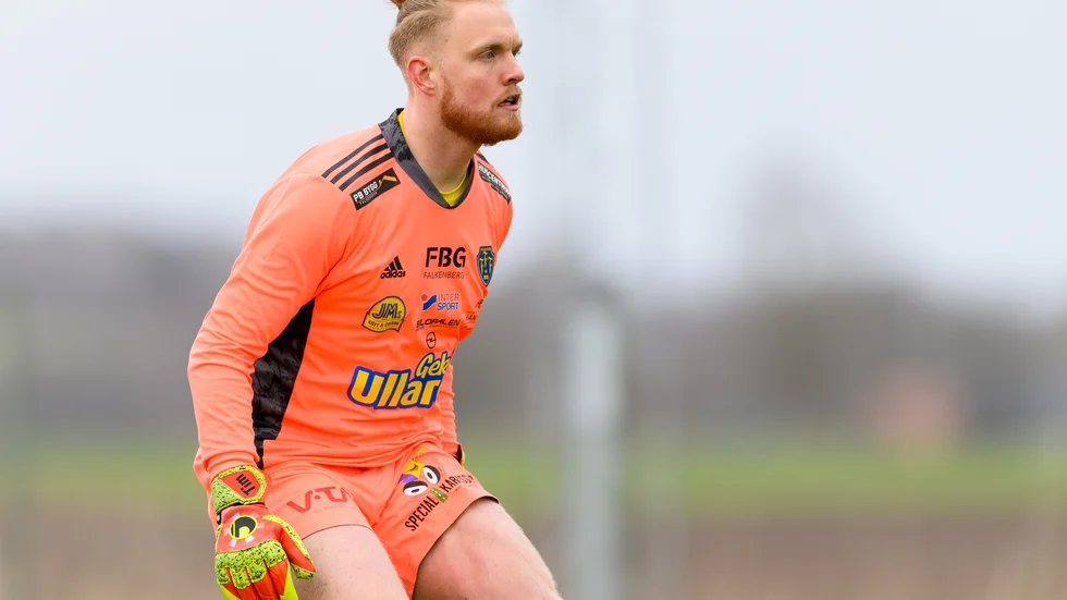 Den tidigare AFC-målvakten Tim Erlandsson har drabbats ytterligare av en motgång.