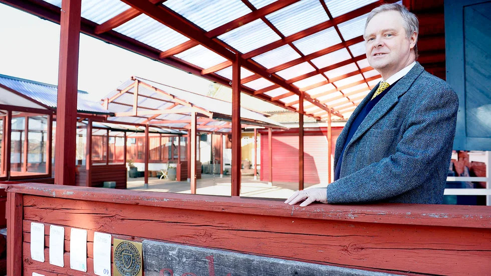 "Eventuellt kan vi uppfylla kraven för att kunna utnyttja regeringens erbjudande om att tillfälligt korttidspermittera 70 procent av stiftelsens anställda, men detta är i dagsläget oklart", skriver museichefen Olof Nimhed i ett pressmeddelande. 