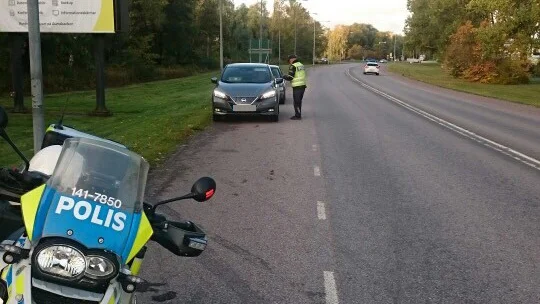 Ett 70-tal förare kontrollerades för nykterhet av  Nyköpingspolisen under fredagsmorgonen. Bilden togs inte i samband med blåskontrollen som artikeln berör.