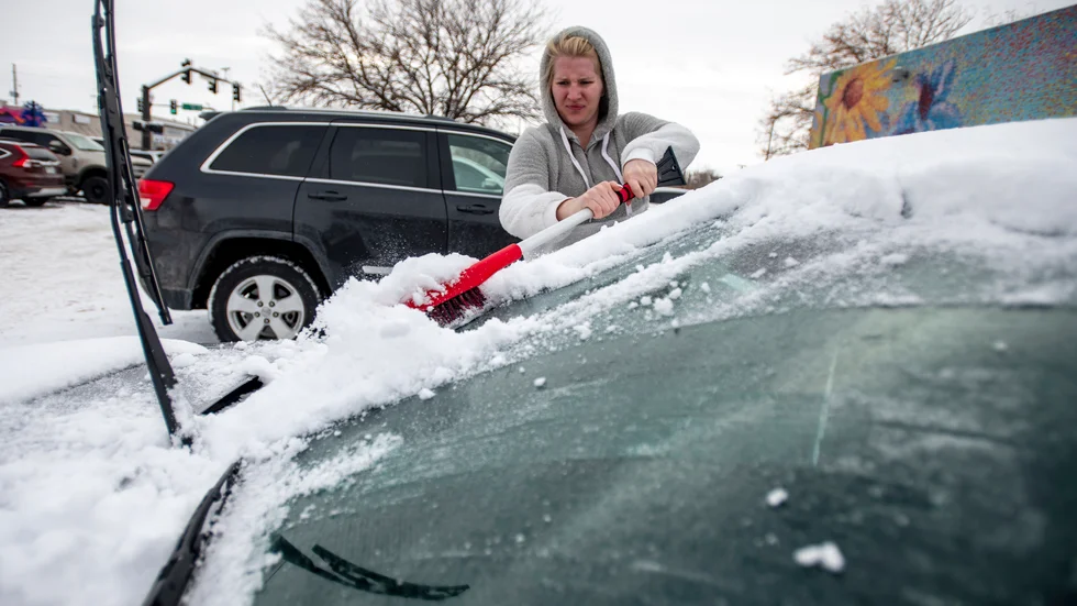 Gatuavdelningen svarar på insändare om snöröjning.Vi kan inte lova snö och isfria vägar men vi kan lova snöröjda vägar. 