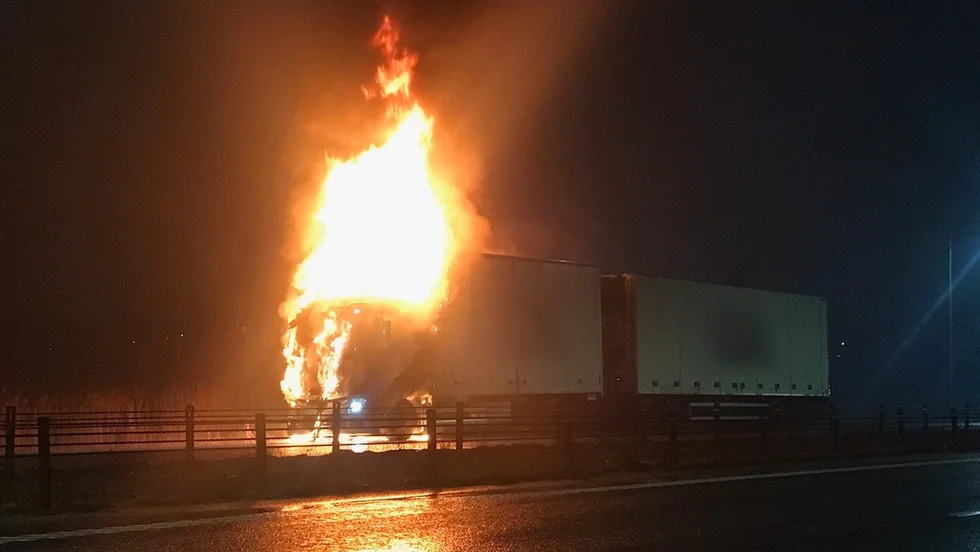 Lastbilsbrand på E4 på tisdagen.