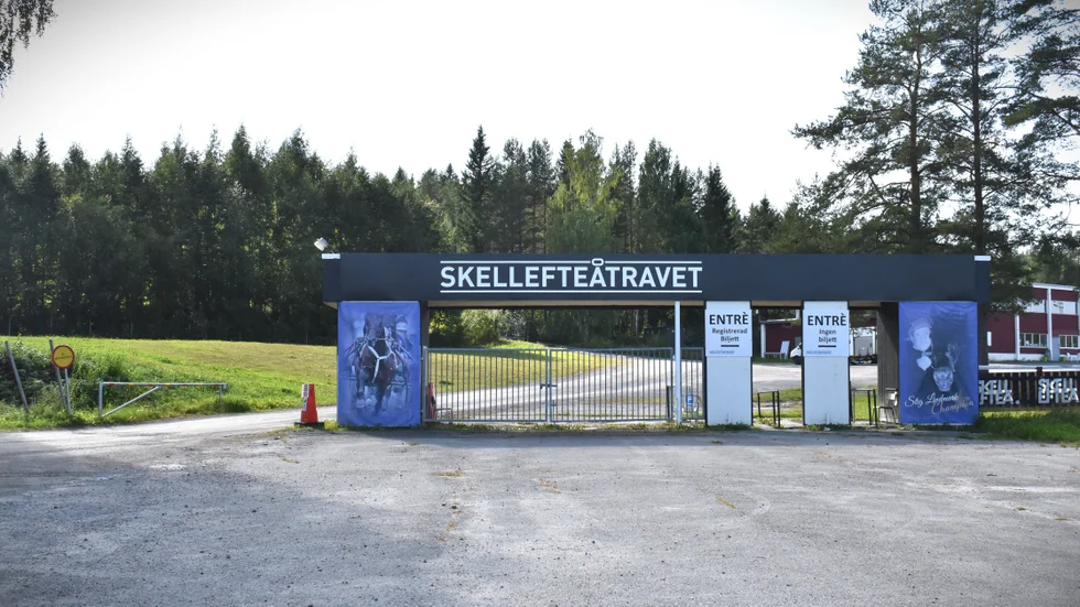 ”Travbanorna är inte bara platser där hästar tävlar – de är lokala centrum för gemenskap, kultur och tradition, runt om i landet.”