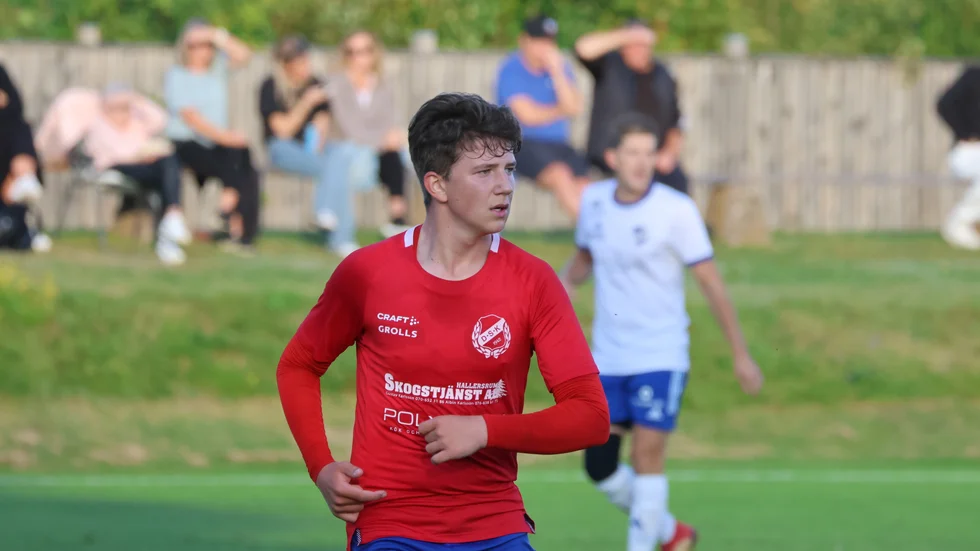 Max Karlsson fixade 2-2 för Djursdala i slutminuterna mot Fågelfors. 