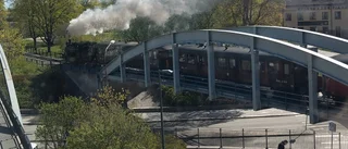 Krock mellan ånglok och träd när Lennakatten flyttar