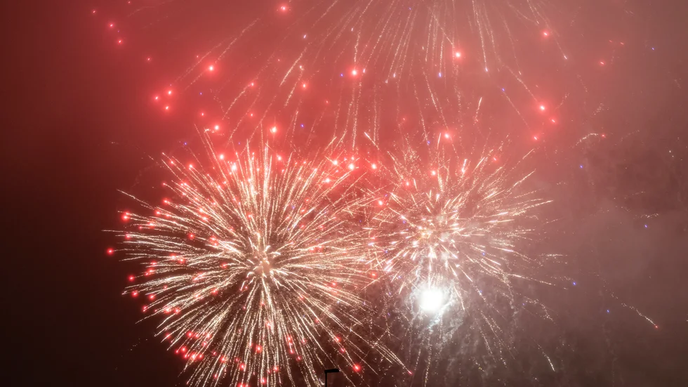 Helgdagarna 2025 smäller högt. Arkivbild.