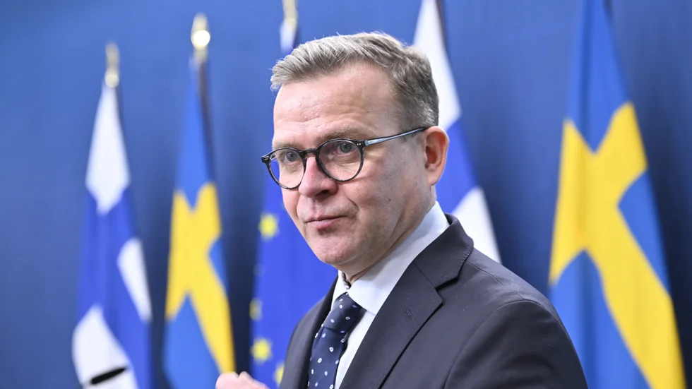 Petteri Orpo, nu Finlands statsminister, tdigare finansminister, gör rätt i att se Sveriges lönebildning, uppbyggd kring Industriavtalet, som en förebild. Men vare sig hans regering eller de politiskt strejkande fackförbunden verkar ha nog med känsla för den grad av samförstådsanda som då skulle behövas. 