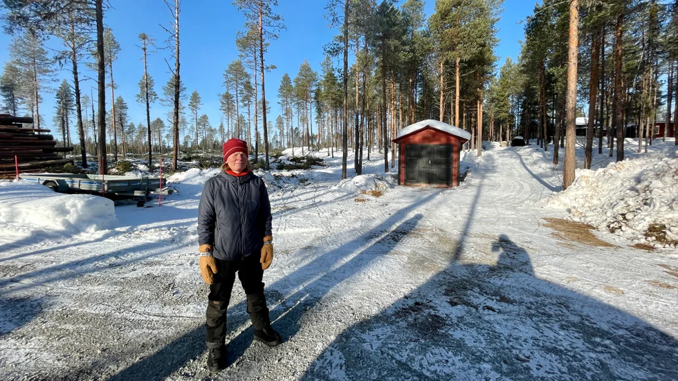 Cecilia Lundin gjorde vad hon kunde för att det inte skulle bli ett kalhygge precis bredvid sitt hem. Men nu ligger skogen.