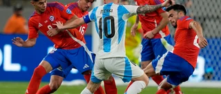 Messi spelade skadad – och sjuk