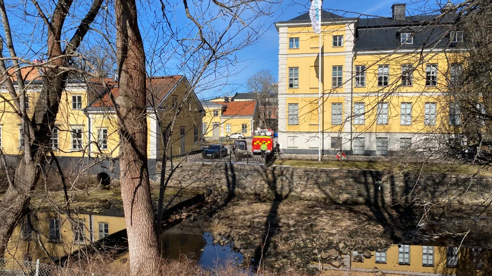 Räddningspådrag vid Finspångs slott.