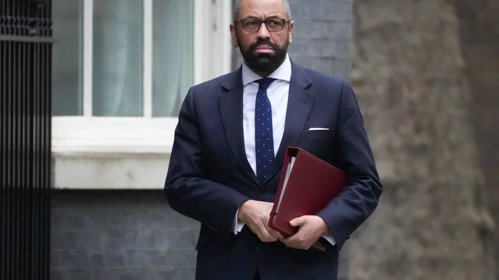 Storbritanniens inrikesminister James Cleverly. Arkivbild.