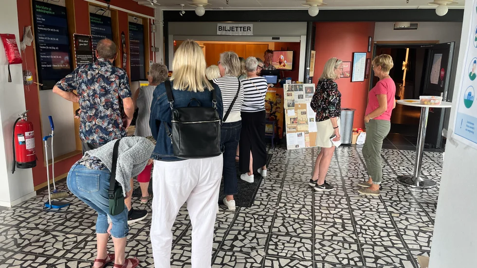Det var kö precis innan filmen skulle sätta igång.