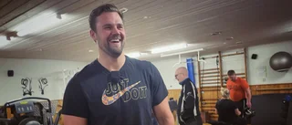 Världsstjärnan lyfter gymmet i Örbyhus