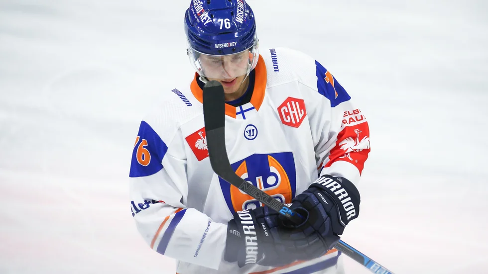 "Det är en sjukt bra spelare och riktig artist som kan avgöra matcher på egen hand", säger Antti Alamäki om Luleå Hockeys nya stjärna.