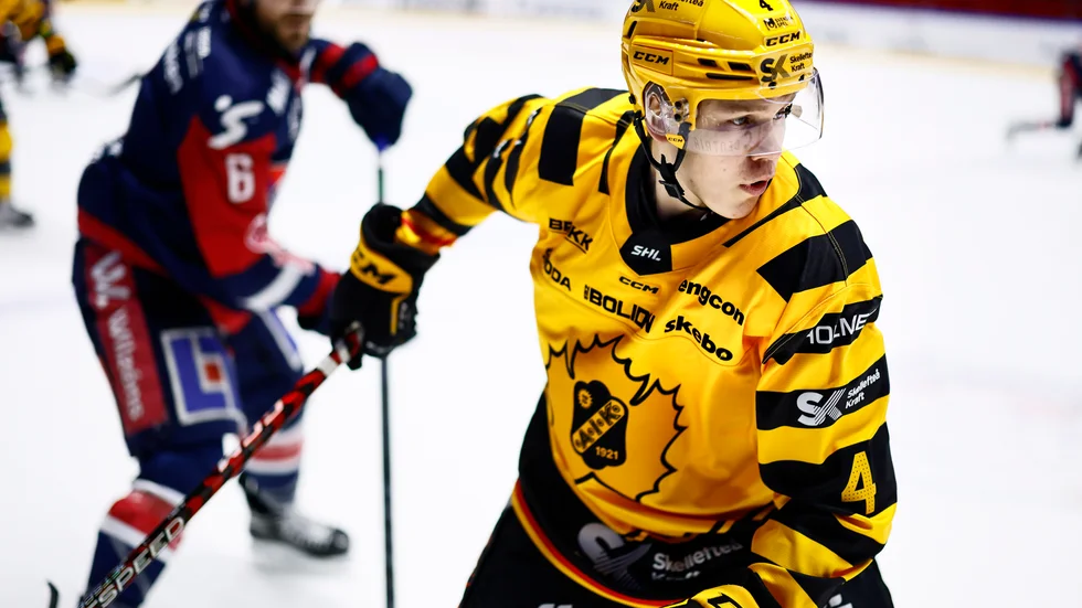Tim Barkemo får A-lagskontrakt.