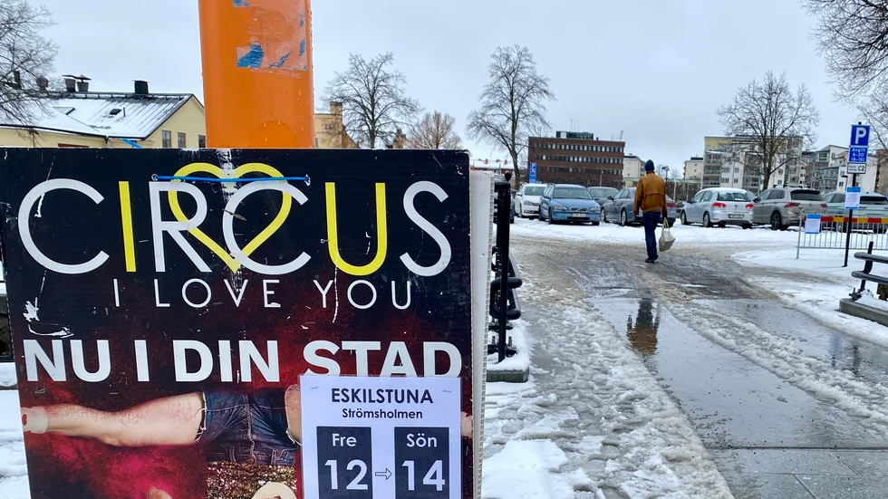 Parkeringen på Strömsholmen stängs av för att göra plats för Cirkus I love you.
