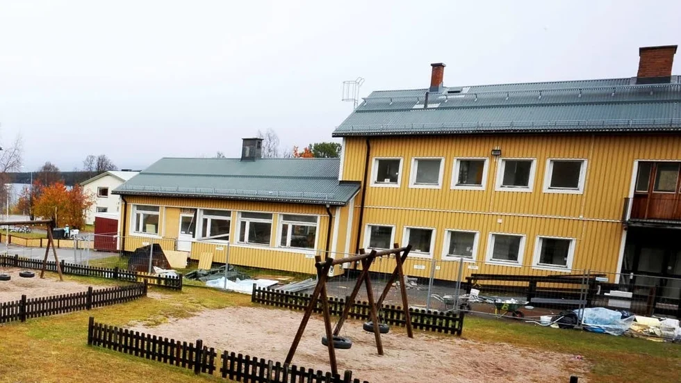 Skolan i Porjus har bara fyra elever och nu kan det bli aktuellt ned nedläggning.