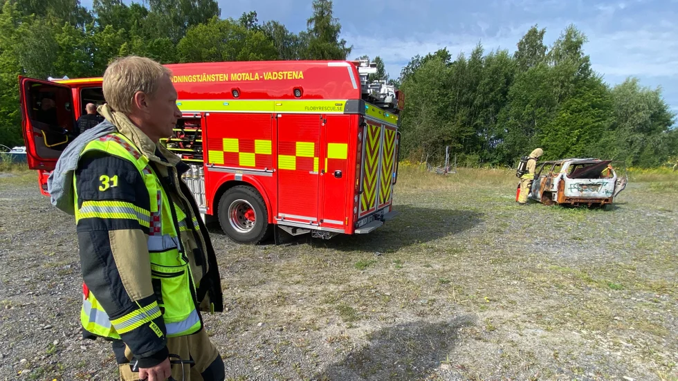Räddningstjänsten larmades till en bilbrand på onsdagsförmiddagen. Det vara andra gången det brann i samma bil.