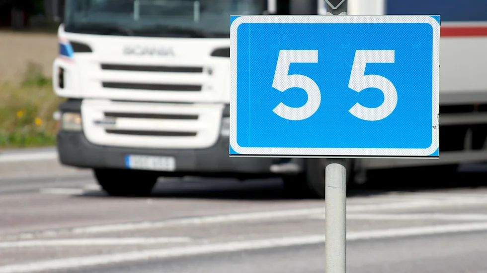 Väg 55 ska byggas om och vara mötesfri mellan Enköping och Litslena 2028. Mellan Örsundsbro och Kvarnbolund utanför Uppsala ska vägen vara mötesfri 2030.