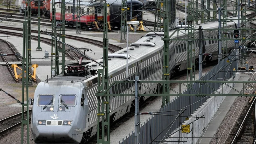 Det behövs storskaliga investeringsbeslut för bland annat tåg och kollektivtrafik, skriver Torbjörn Vennström-
