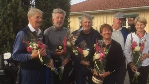 KM-vinnare. Från vänster Bo Ceder H80, Anders Wasberg H75, Sören Åkerman H70, Elisabeth Axelsson D70, Fred Raghall H60, Ann-Charlott Olsson D60. Saknas på bild Carin Holmberg D75.