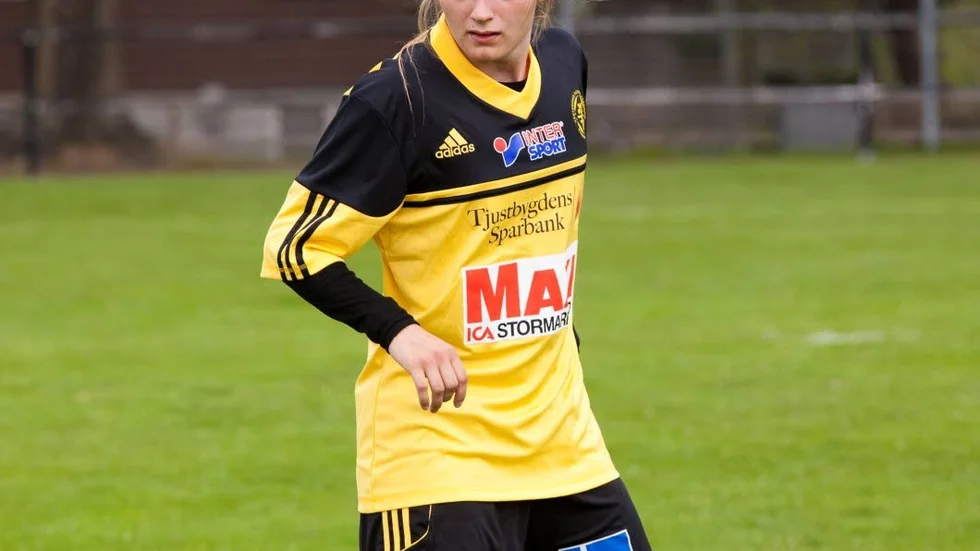 USA nästa. VFF:s Gabriella Tirheden ska studera och spela fotboll på college i USA.