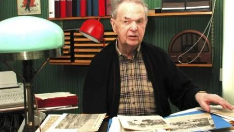 I en ålder av 86 år har Runo Petersson, Gamleby, avlidit.