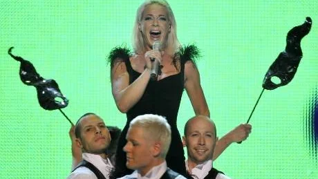 Malena Ernman sjunger som nummer 5 i den första semifinalen i schlager-EM.
Foto: Maja Suslin/Scanpix