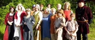 Mystik i skogsdungen i Blankaholm