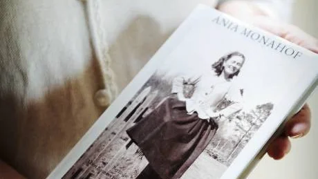 Sex böcker har Ania Frankel Monahof, Gamleby givit ut på Bonniers. Nu väntar en sjunde bok på annat förlag.