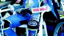 Segerleende. Bjarne Pedersen har all anledning att vara nöjd efter sin insats i går kväll när Västervik slog Kaparna.                                                                                                                                                           ARKIVBILD: ANDERS LILJEGREN
