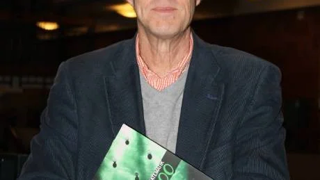 Hans Heikne, lärare på Hagagymnasiet, tillika medförfattare av ett 20-tal matteböcker. Foto: Erika Carlsson