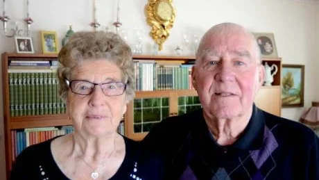 Elsie och Bertil Pettersson, Gamleby har varit gifta i 60 år. Foto: Hans Brandin
