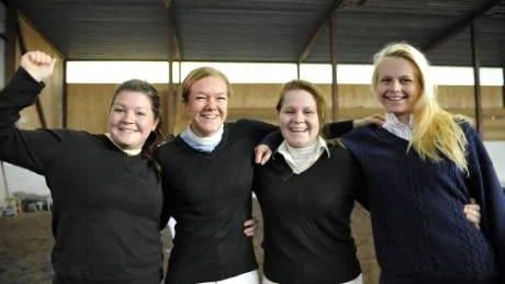 Vi är finalklara tjoade Falkentjejerna, från vänster Anna Kling, Ellinore Nyberg, Nathalie Huhtinen och Emma Sandström.