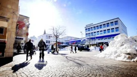I framtiden kan Spötorget i Västervik, med Västerport och Bryggaren, komma att bli ett nytt handelscentrum och en naturlig möteplats för människor året runt. Det tror både handeln och kommunledningen.Foto: Ellen Kindstrand