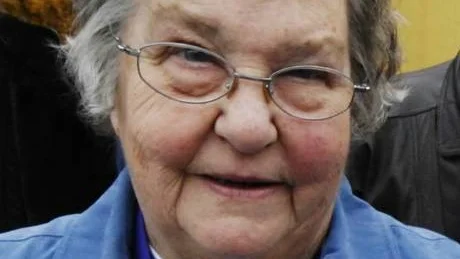 Det är viktigt att hålla fast vid traditionen. Det tycker Else-Marie Persson från socialdemokraterna i Edsbruk. I år arrangeras ett första maj-tåg för tjugonde året i rad på orten. Arkivbild: Ellen Kindstrand