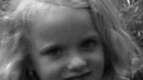 Vi vill fira vår stora tjej Alice Vernersson som fyller sex år. Många grattiskramar från lillebror Samuel samt mamma och pappa.