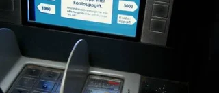 Bedragare nekar trots foto