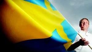Svenska färger. Mårten Öhrling, 29 år, tränar det svenska U 19-laget och kom senast hem med bra resultat från EM. Till vardags är han tränare för Täby Badmintonförening. Foto: Anders Liljegren