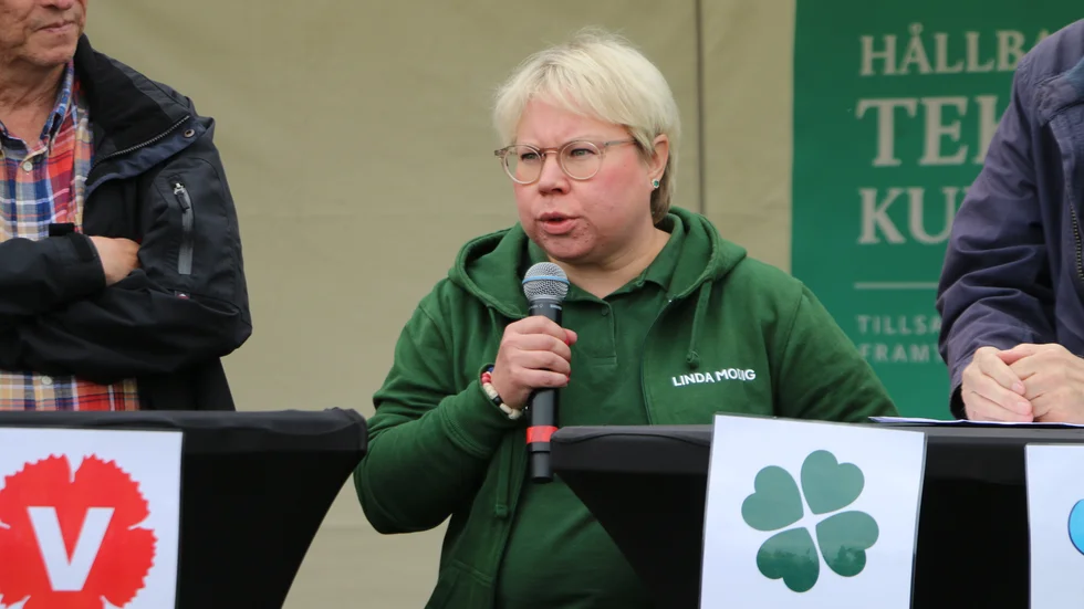 "Än har ingen röstat. Det här är en enstaka mätning som är gjord i början av augusti. Hur det går i valet, får vi ta ställning till då", säger Linda Modig (C). 
