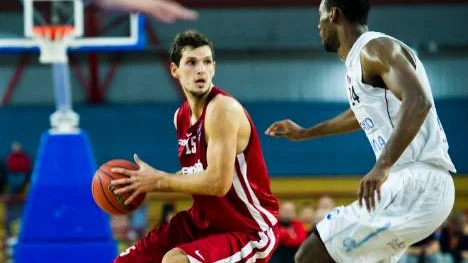 LF-forwarden Mladen Soskic var nöjd efter segern mot sina landsmän i Stockholm Eagles. "Det var kul att möta dem", säger han.