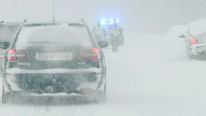 Mängder av olyckor blev resultatet av ovädret den 6 februari.