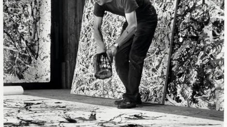 Jackson Pollock i sin ateljé.